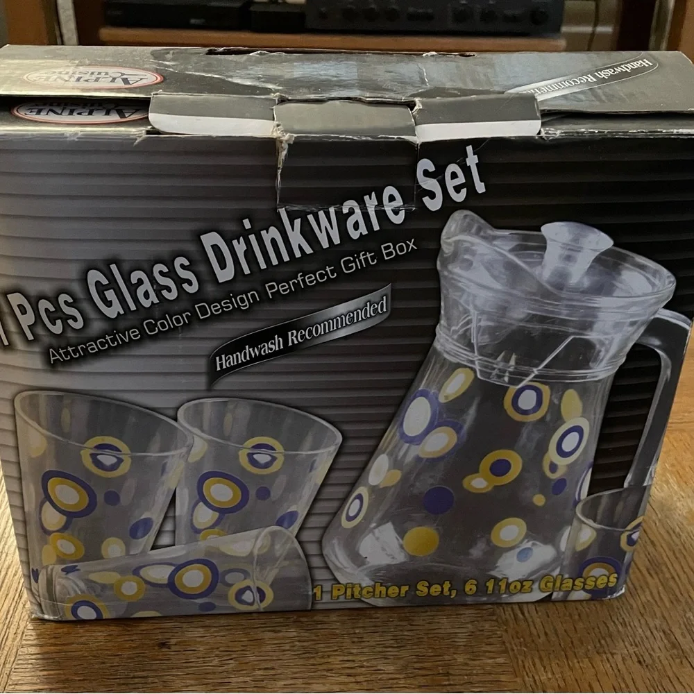 NWT Alpine Cuisine 7 pieces floral glass drinkware set: pitcher & 6 glasses